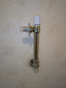 壁ピタ水栓の設置